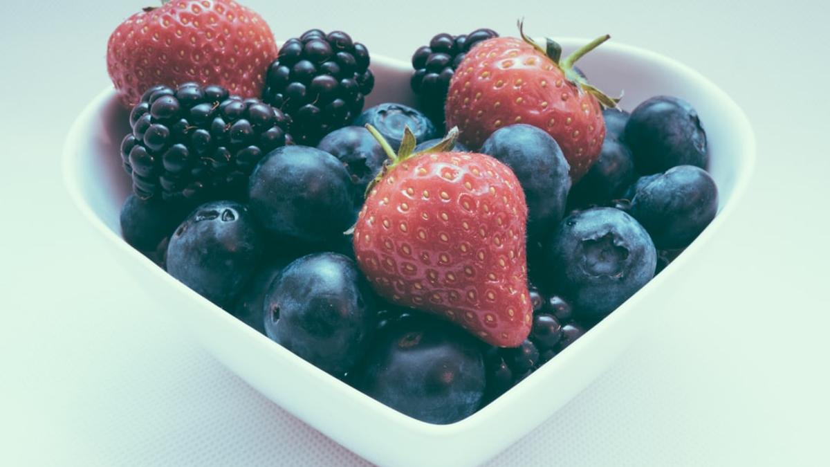 يېڭى يېمەك-ئىچمەك يېتەكچىسى يۈرەك كېسىلى خەۋپىنى تۆۋەنلىتىشنىڭ توققۇز ئاددىي ئۇسۇلىنى كۆرسىتىپ بەردى