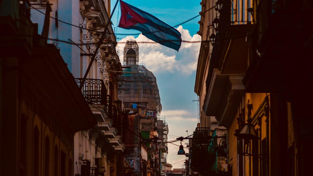 ئامېرىكانىڭ بېسىمى كۈچىيىۋاتقان بىر پەيتتە كۇبا 2000 دىن ئارتۇق مەھبۇسنى قويۇپ بېرىدۇ