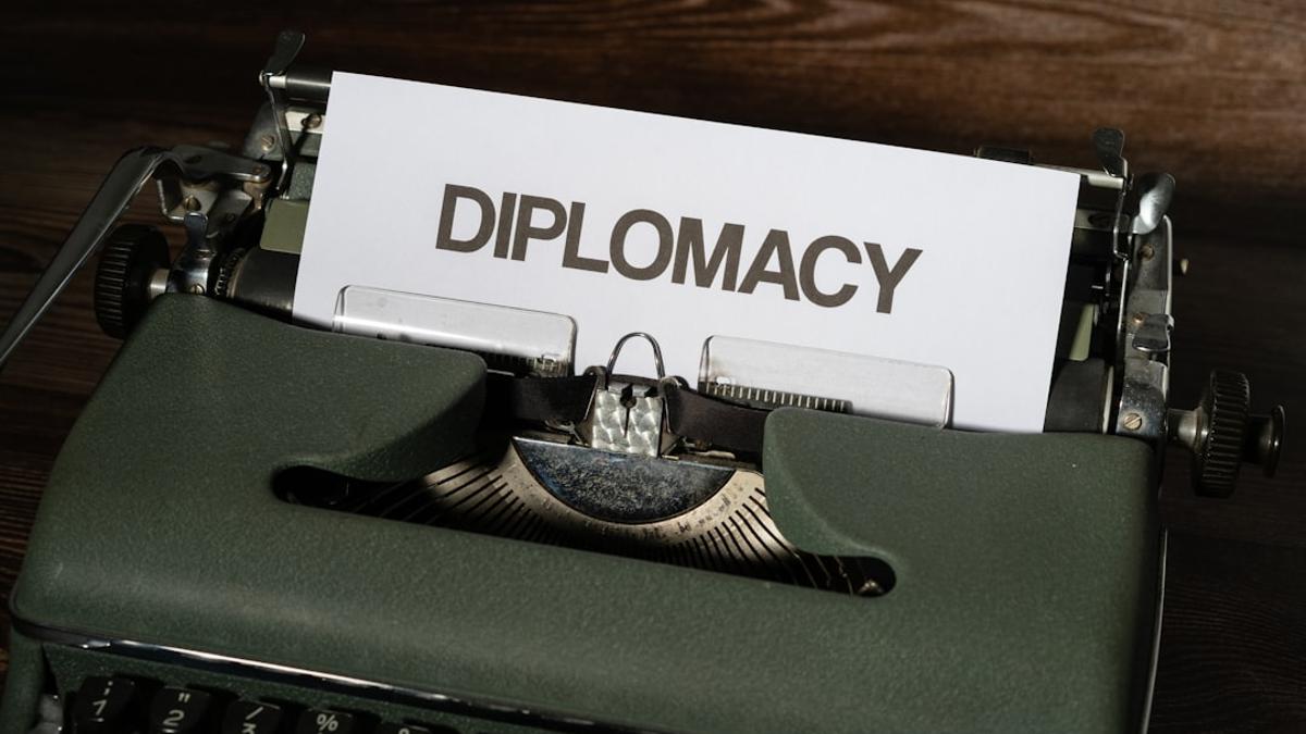 ئىران كرىزىسىنى قانداق ئاخىرلاشتۇرۇش كېرەك