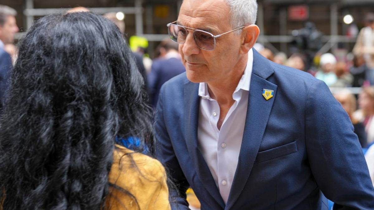 شى جىنپىڭ خىتاي-رۇسىيە مۇناسىۋىتىگە يۇقىرى باھا بەردى ھەمدە ئىران ئۇرۇشىدا تېخىمۇ چوڭ رول ئوينايدىغانلىقىدىن ئىشارەت بەردى.