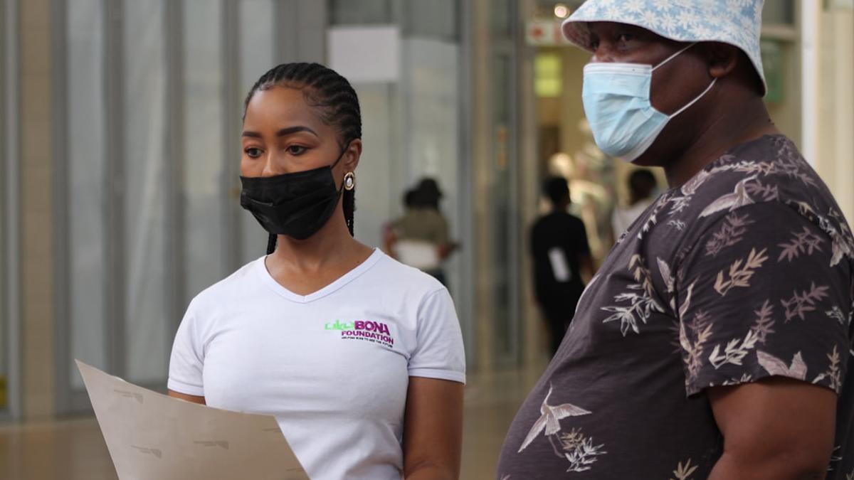 ترامپ زامبىيەنىڭ ئەيدىز مۇۋەپپەقىيىتىنى ئېكسپورت قىلالامدۇ؟