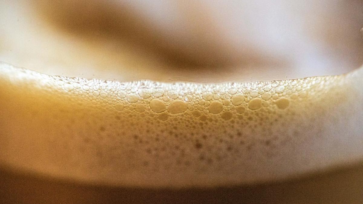 تۇخۇملۇق قەھۋە تىكتوك سۇپىسىدا ئومۇملىشىۋاتىدۇ، ئەمما ئېغىر سالامەتلىك خەۋپى يارىتىشى مۇمكىن.