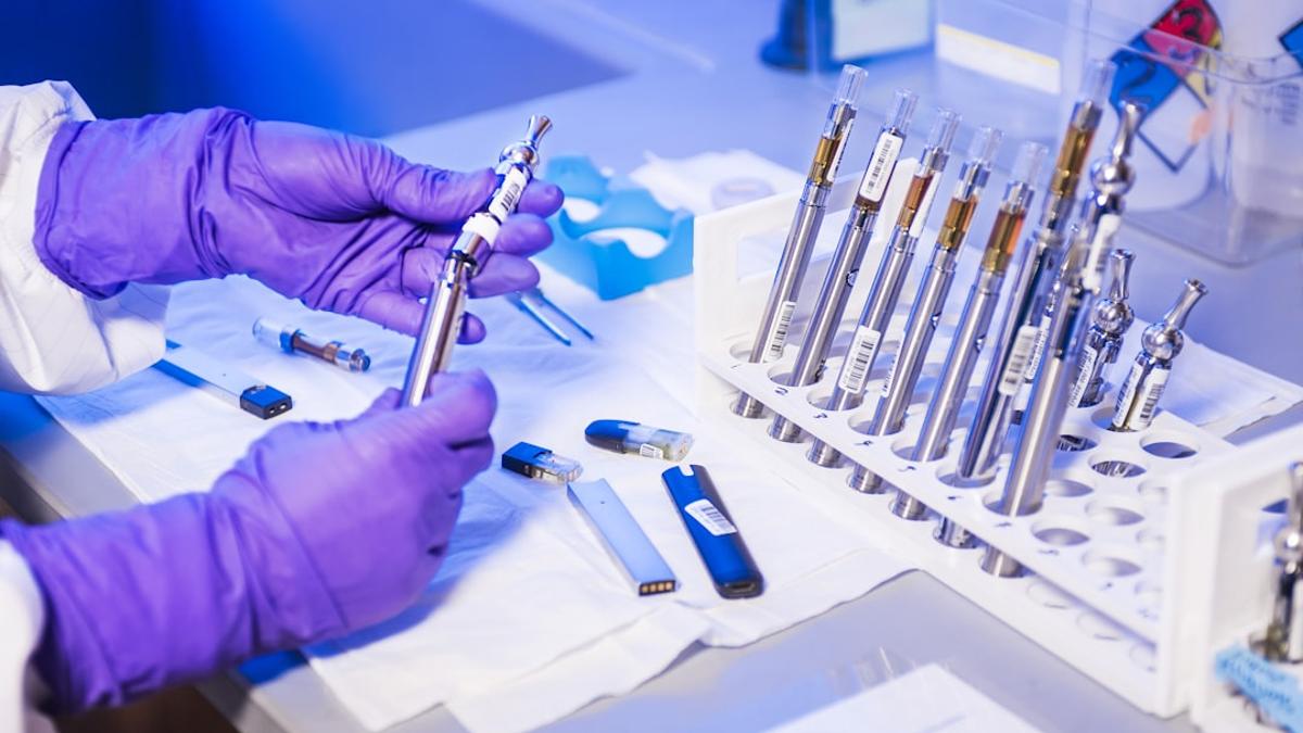 ئىلگىرى CDC تەرىپىدىن توسۇپ قويۇلغان كوۋىد ۋاكسىنىسى تەتقىقاتى ئېلان قىلىندى — مانا بۇ تەتقىقاتتا بايقالغانلار