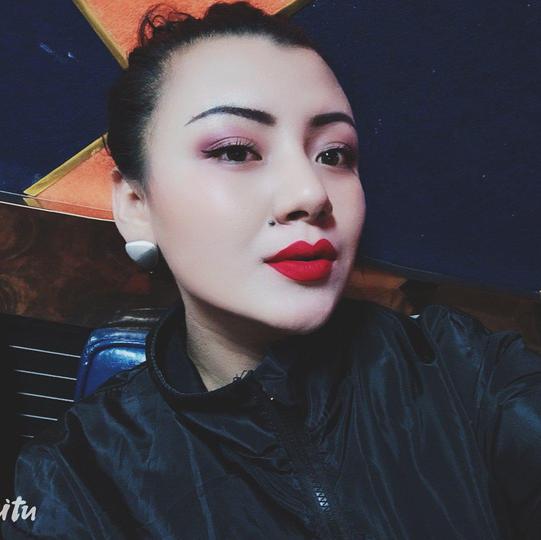 ئالەم‌لەردە